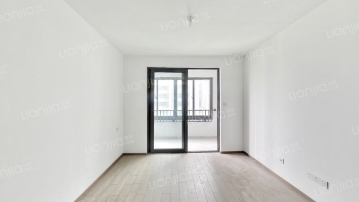 山语春风二手房实景图