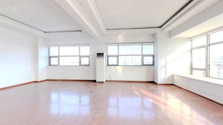 金江大厦二手房实景图