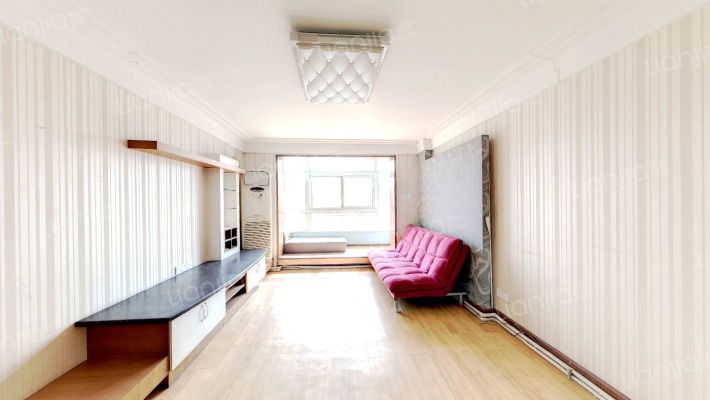 万科新城铃兰苑二手房实景图