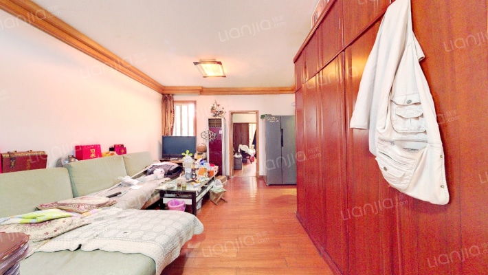 清江公寓二手房实景图