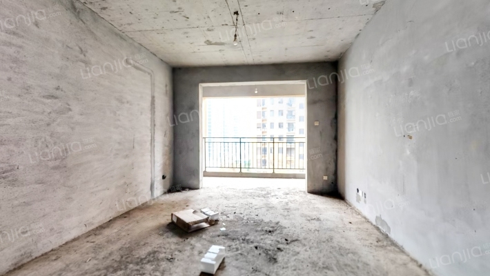 滨水翡丽城一期二手房实景图