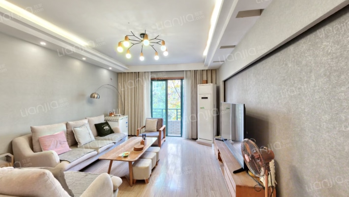 青林湾东A区二手房实景图