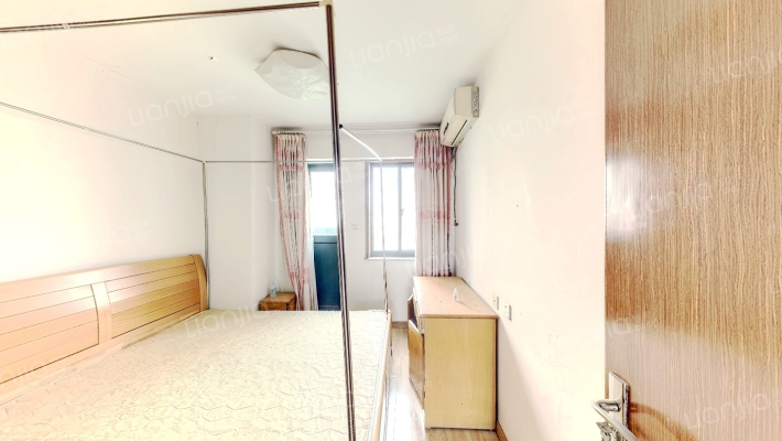 奥林花园二手房实景图