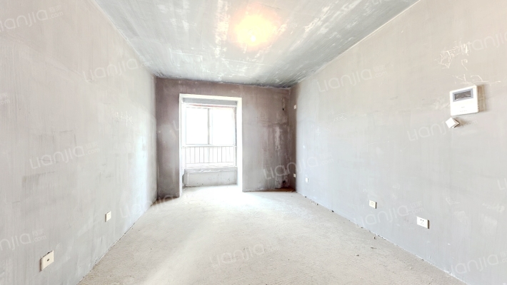 宏府鹍翔九天E区二手房实景图