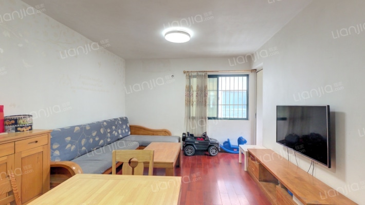 新阳国际小区二手房实景图