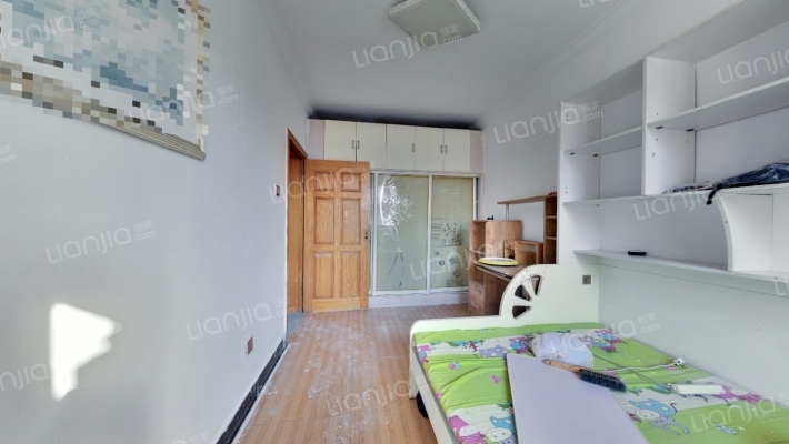 地建楼社区二手房实景图