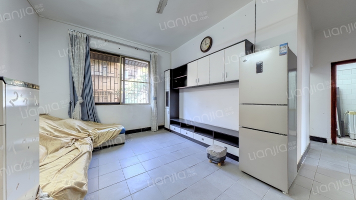 公园前9号小区二手房实景图