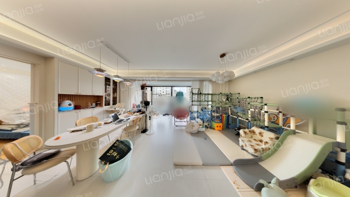 依云兰庭二手房实景图