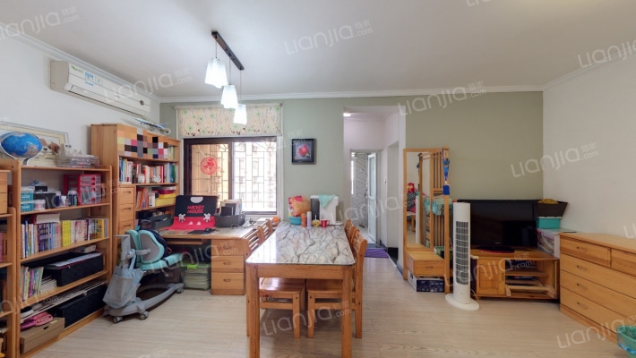 毅宏花园二手房实景图