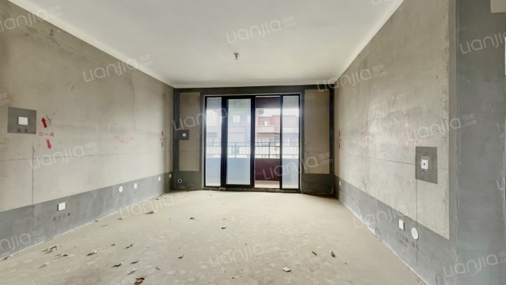 天龙郡帝湖二手房实景图