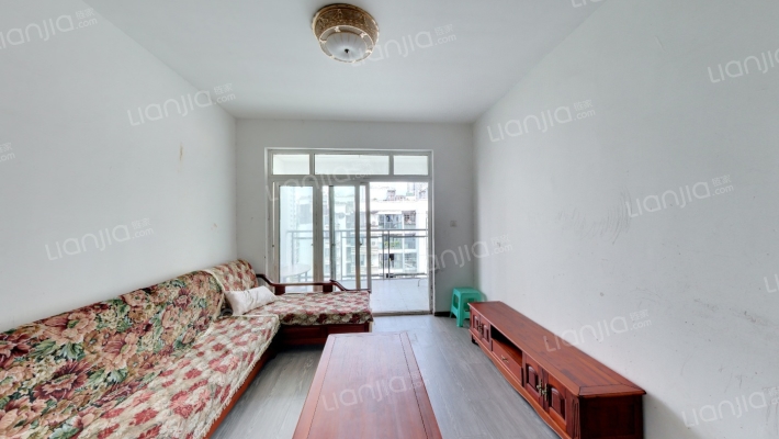 鹿山名居二手房实景图