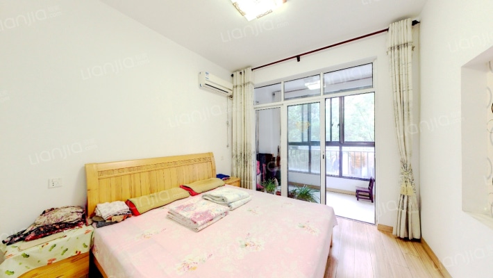 东方新天地（东区）二手房实景图