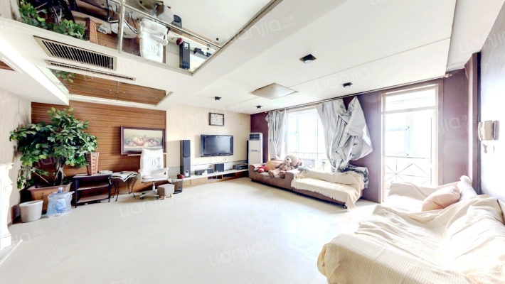 名人国际二手房实景图