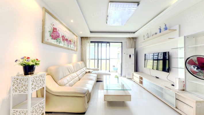 金域蓝湾二手房实景图