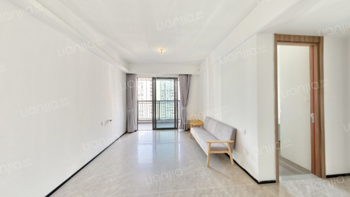 越秀滨海花城二手房实景图