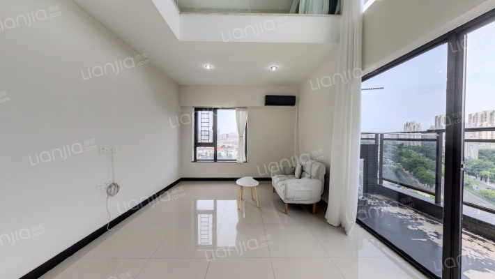 东尚新地二手房实景图