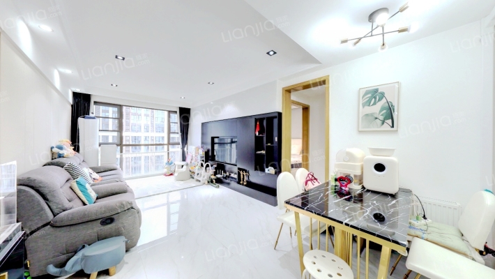 戛纳湾金棕榈二手房实景图