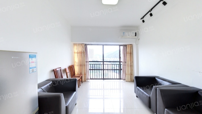 领寓二手房实景图