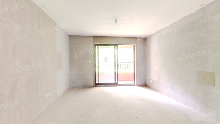 鲁能公馆2号院二手房实景图