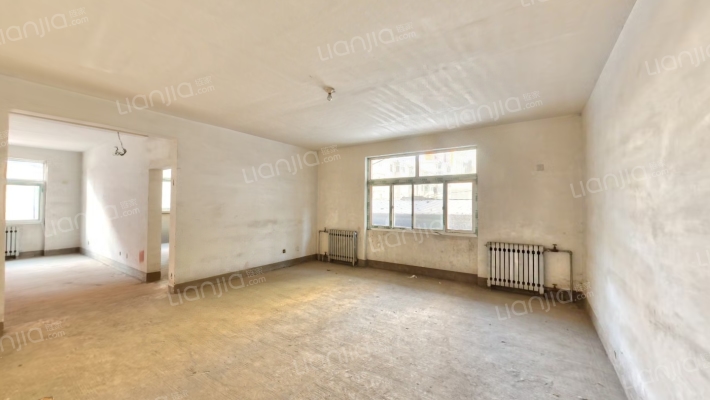 省建五公司二手房实景图