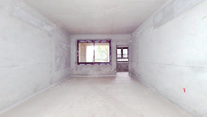 昕晖麓台山舍二手房实景图