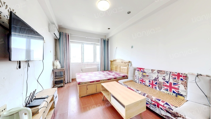 海鹰大厦二手房实景图