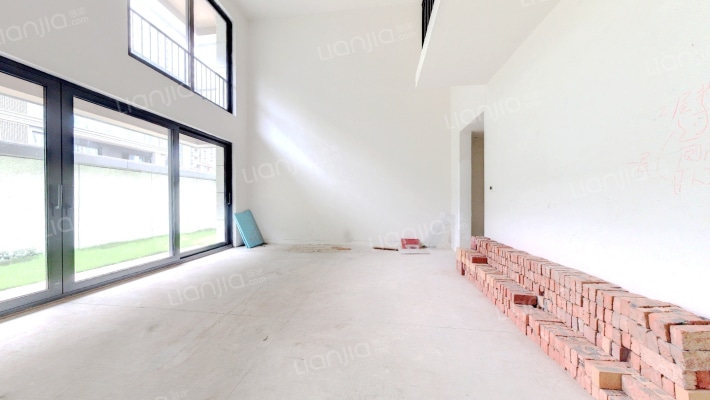 曲水风和云起二手房实景图