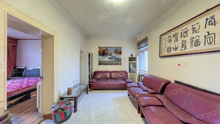 市委市政府生活区二手房实景图