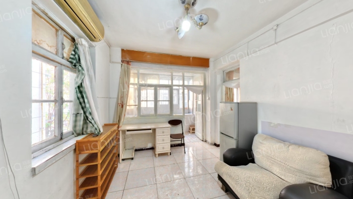 东新街小区二手房实景图