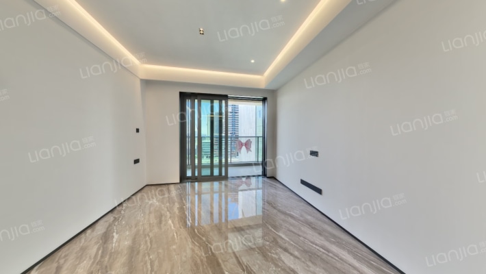 一湾臻邸二手房实景图