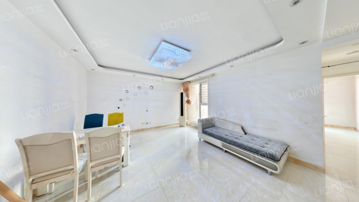 创鑫华城二手房实景图