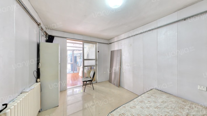 英雄山路115号二手房实景图