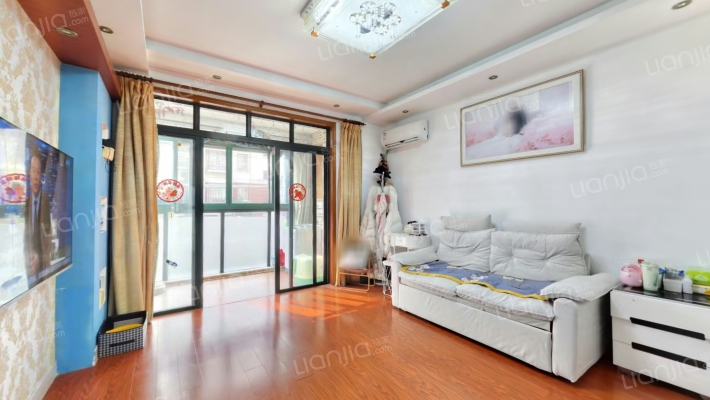 新康花园新康星辰二手房实景图