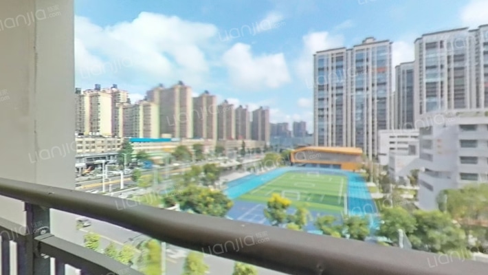 碧桂园衡中心二手房实景图