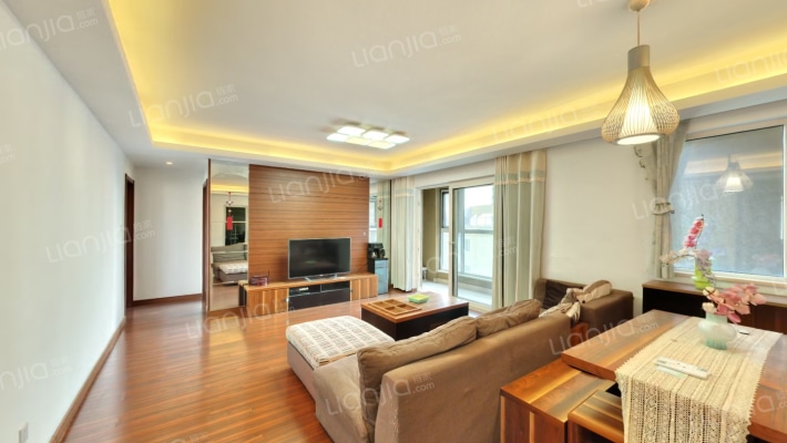 万科城二期二手房实景图