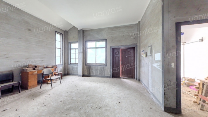 恒达盘龙湾竹苑二手房实景图