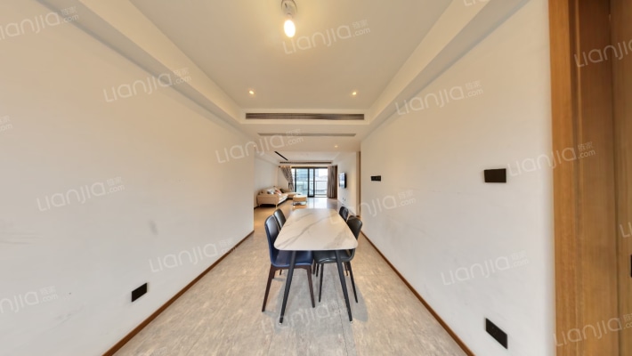 万科天空之城二手房实景图