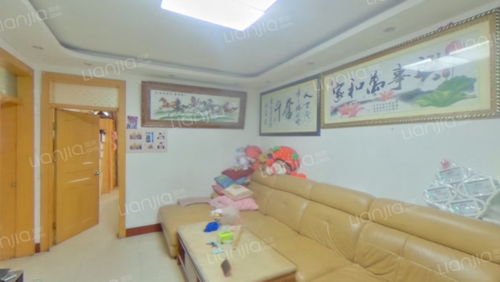 劳动路甲82号院二手房实景图