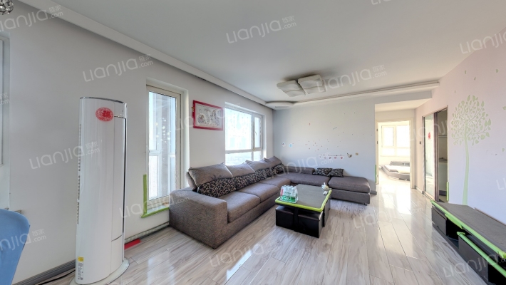 三一新天地二手房实景图