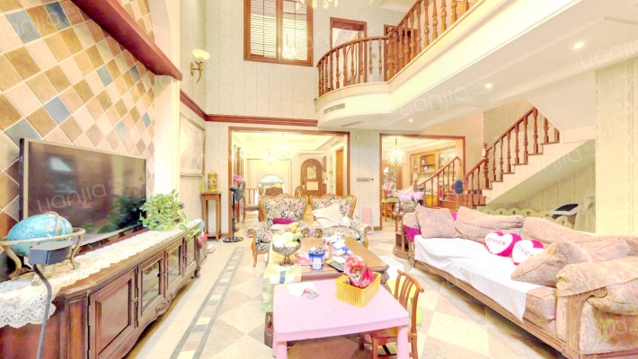 协信彩云湖1号二手房实景图