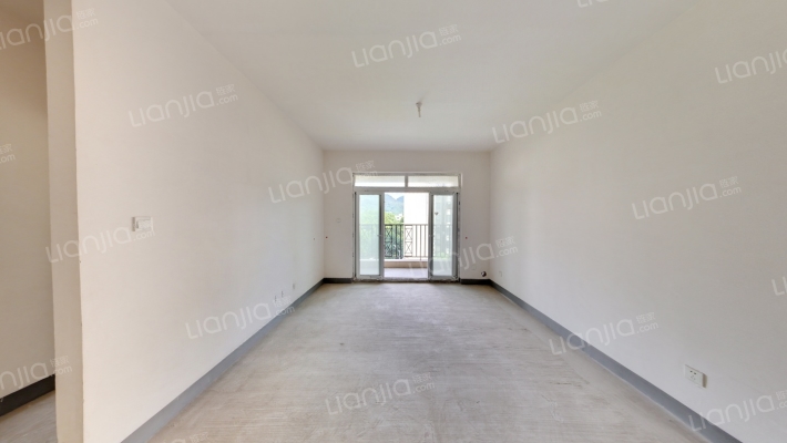 隆鑫花漾汇二手房实景图