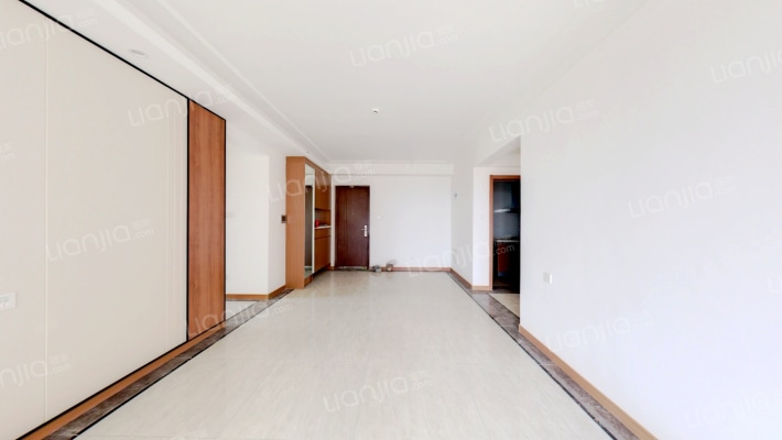 中海九玺二手房实景图