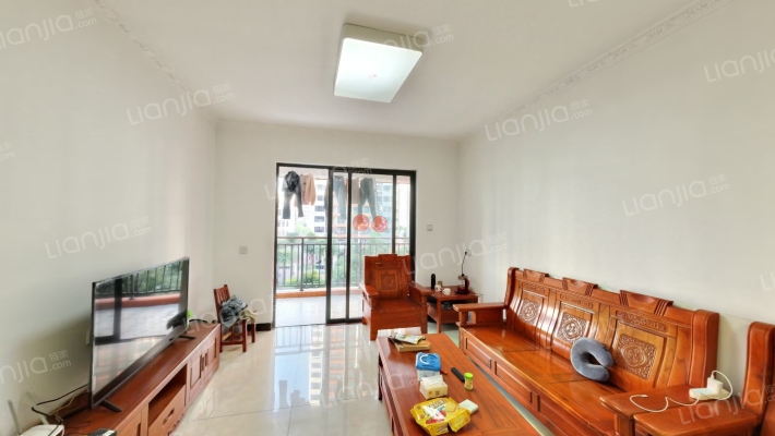 蓝爵花园二手房实景图