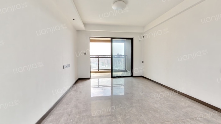 万科中天金域世家二期二手房实景图