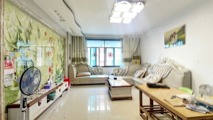 怡馨园小区二手房实景图