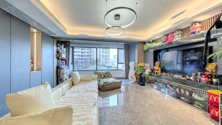 奥体铂悦府二手房实景图