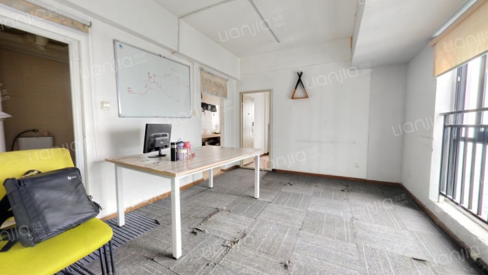 仁和金沙二手房实景图