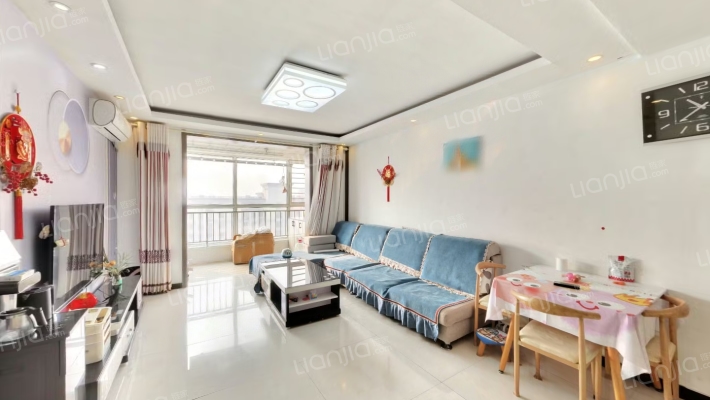 上都名苑二手房实景图