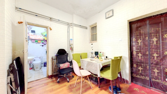 明霞路小区二手房实景图