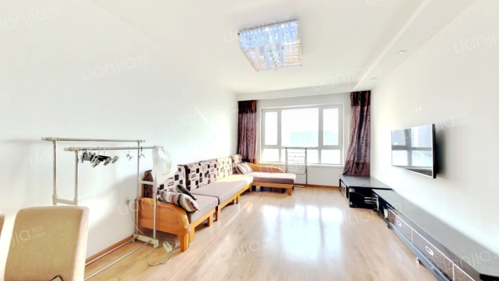 玫瑰湾小区东区二手房实景图